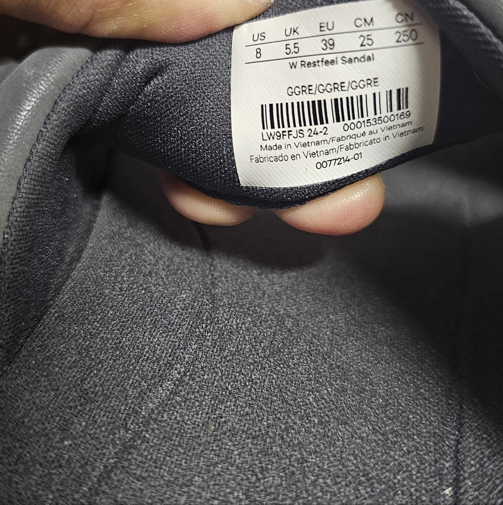 Lululemon Slides - Picture 6 of 7